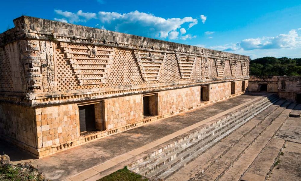 Conexstur-tour-operator-mexico-know-wonders-Yucatan